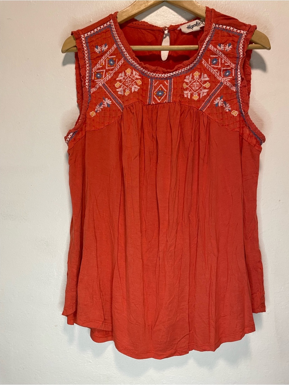 Haptics Embroidered Red Sleeveless Camisole